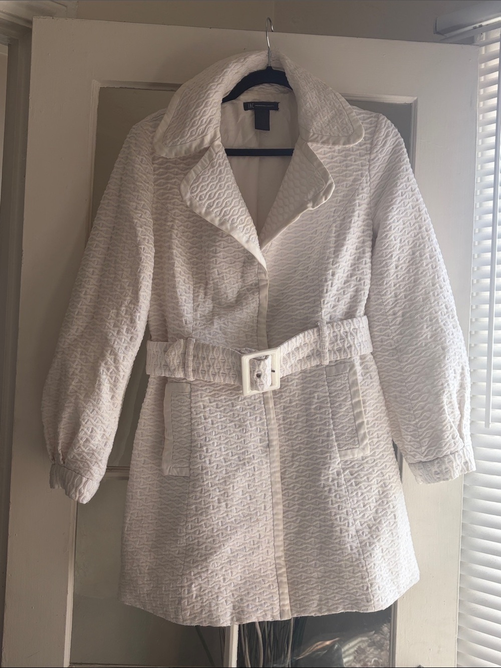 INC International Concepts White Textured Belted Trench Coat Size M